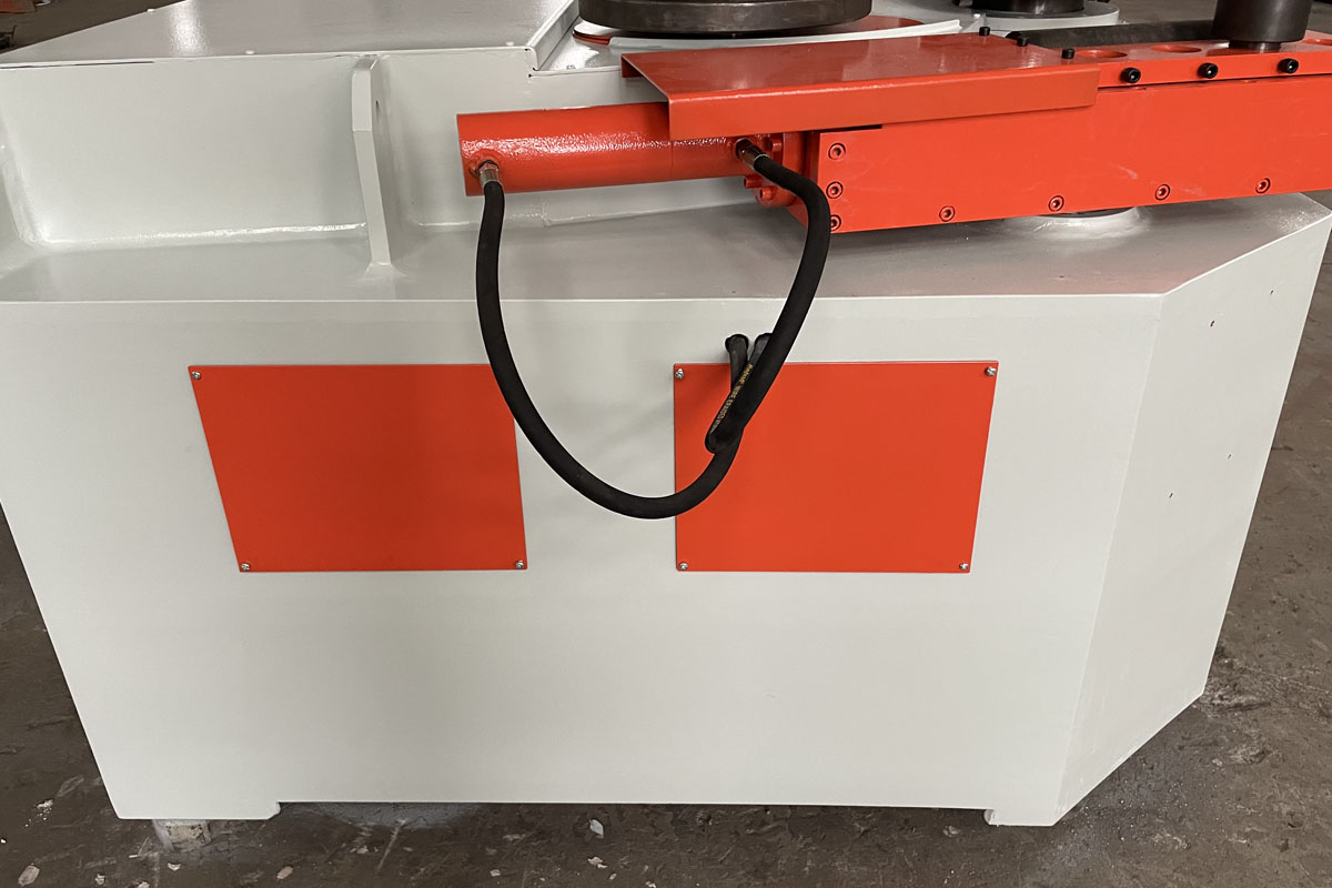 什么是型材彎曲機，概述其應用范圍